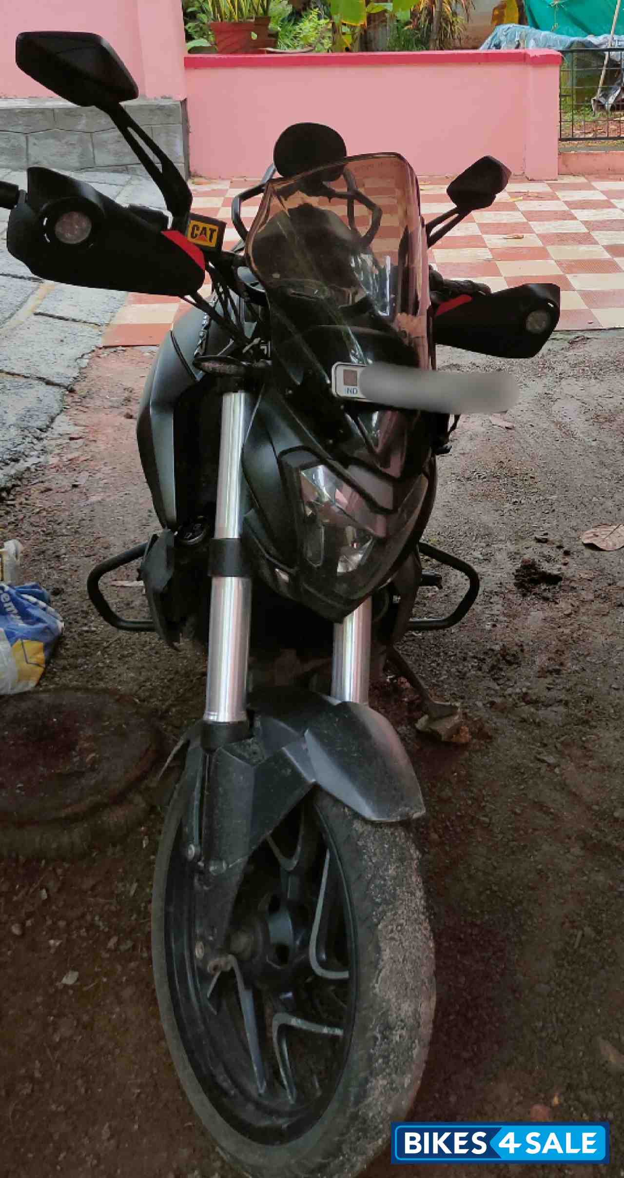 Charcol Black Bajaj Dominar 400