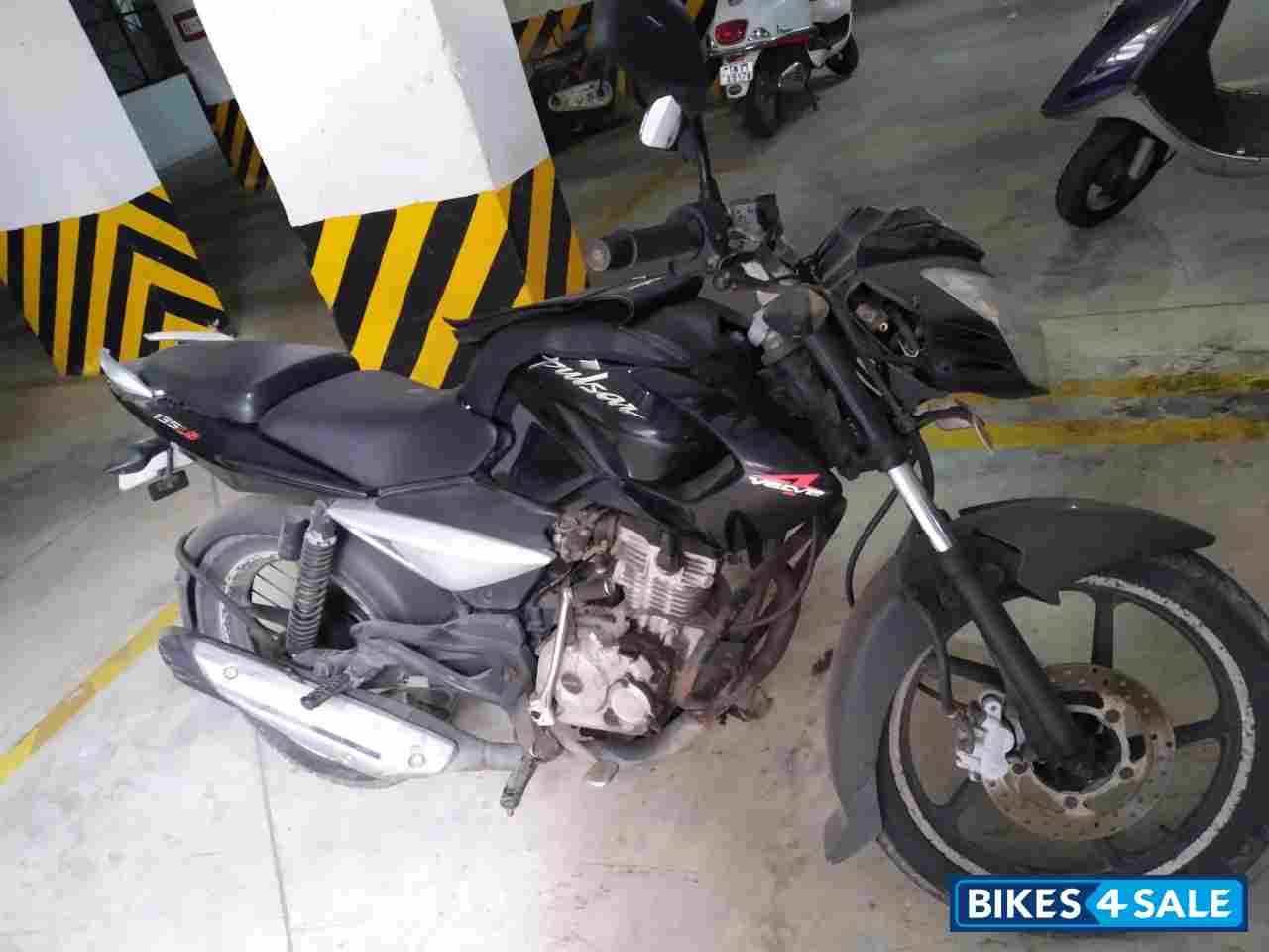 Bajaj Pulsar 135LS