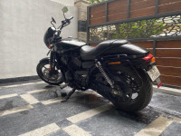 Black Harley Davidson Street 750