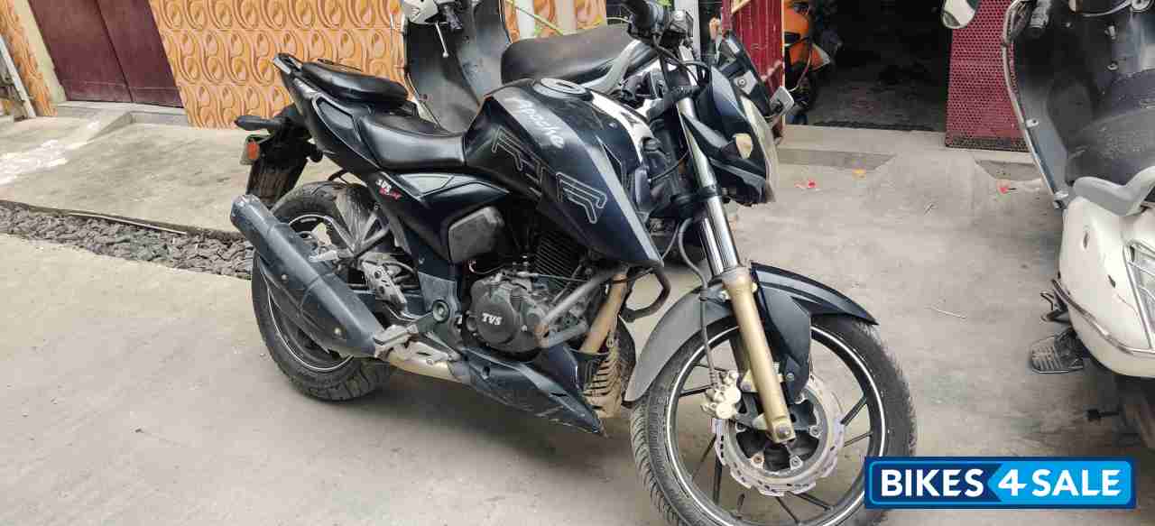 TVS Apache RTR 200 4V