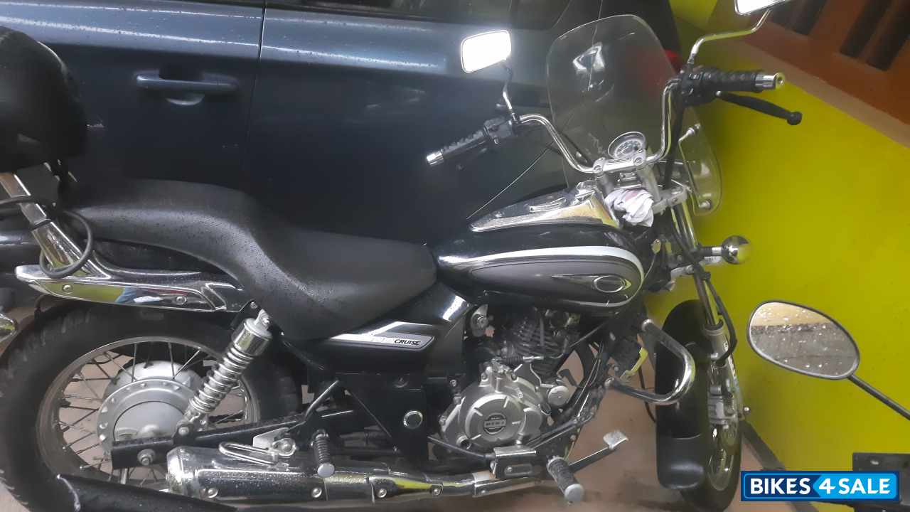 Bajaj Avenger Cruise 220