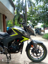 Honda CB Hornet 160R