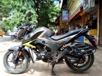 Honda CB Hornet 160R