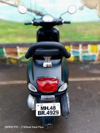 Vespa LX 125