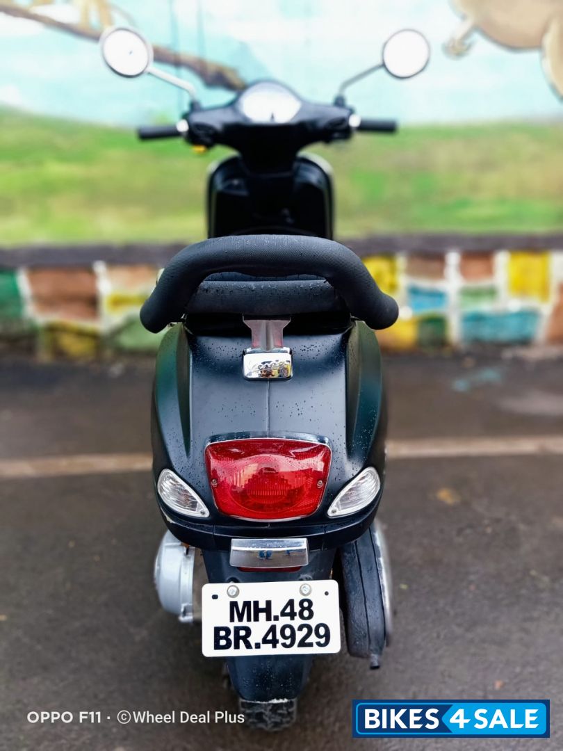 Vespa LX 125