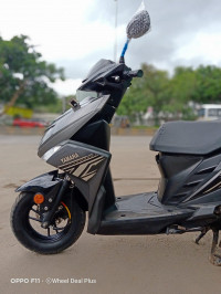 Yamaha Cygnus Ray ZR