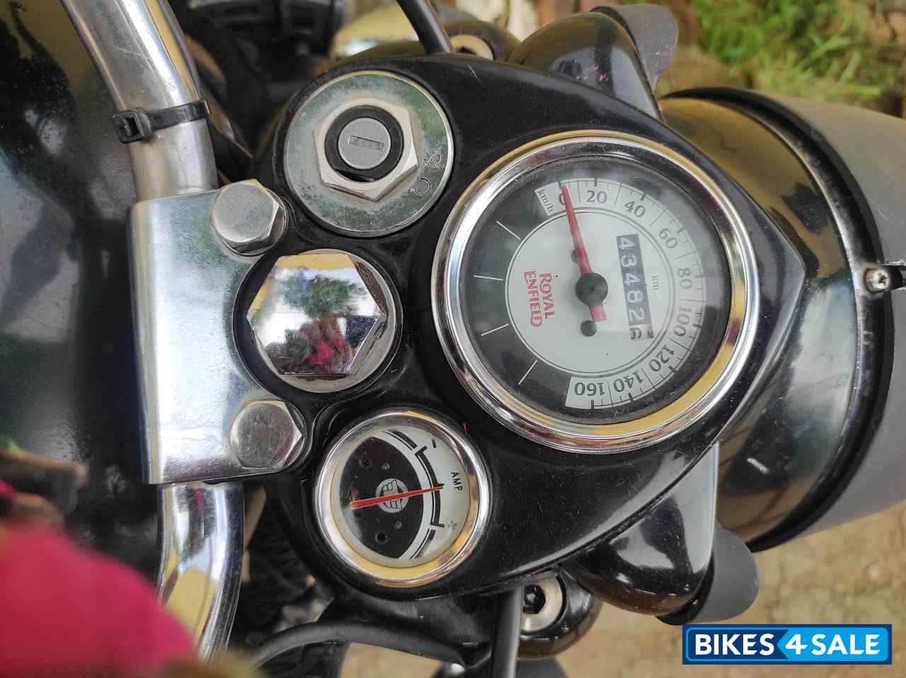 Black Royal Enfield Classic 350