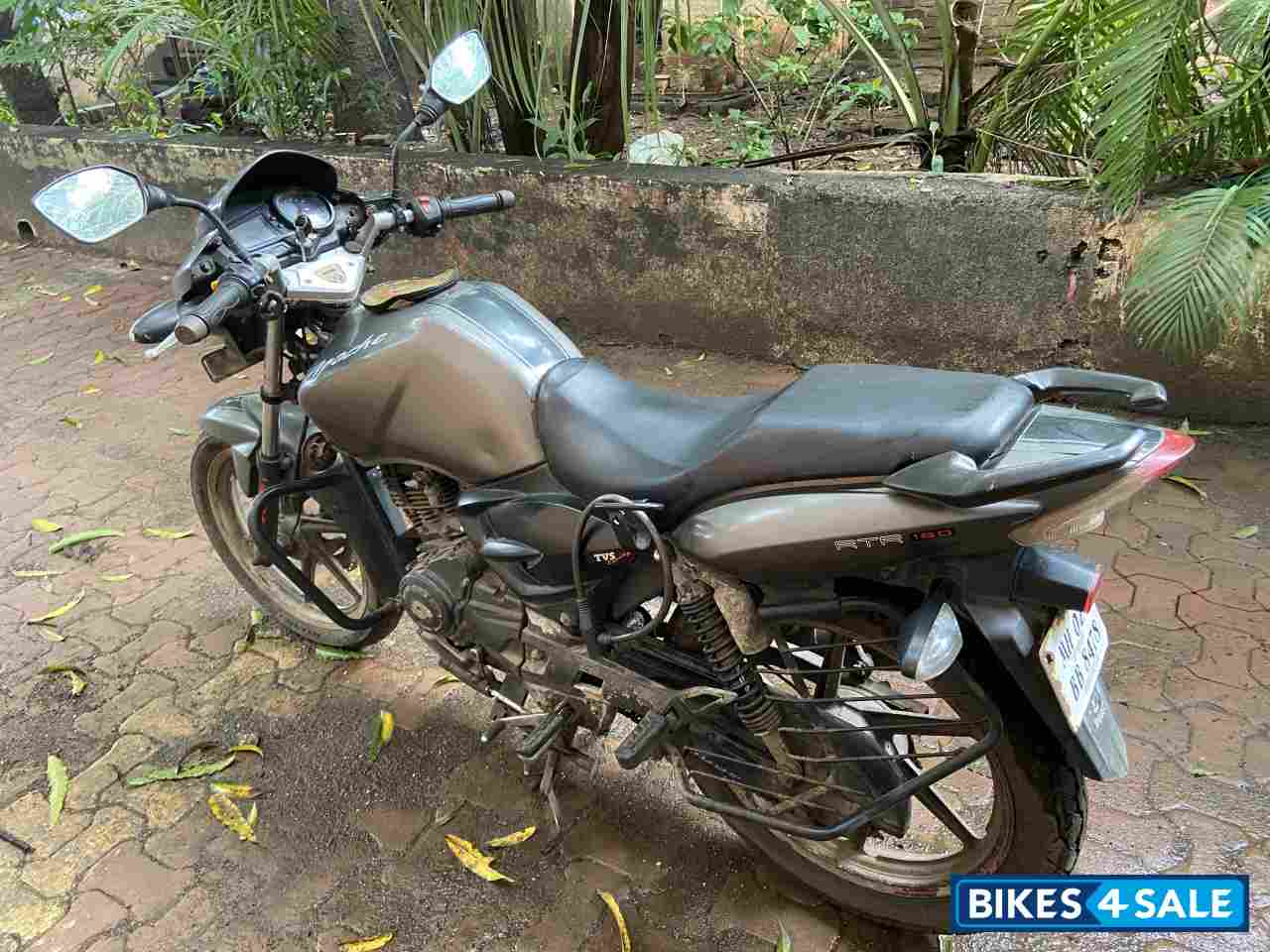 TVS Apache RTR 160 TVS Apache RTR 160