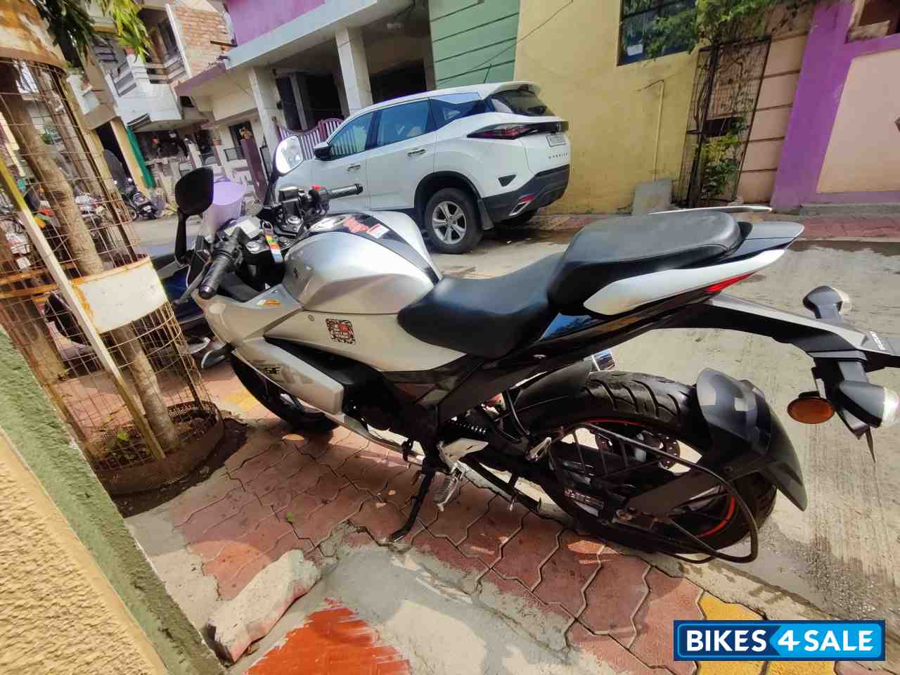 Suzuki Gixxer SF Fi 2019 new version model