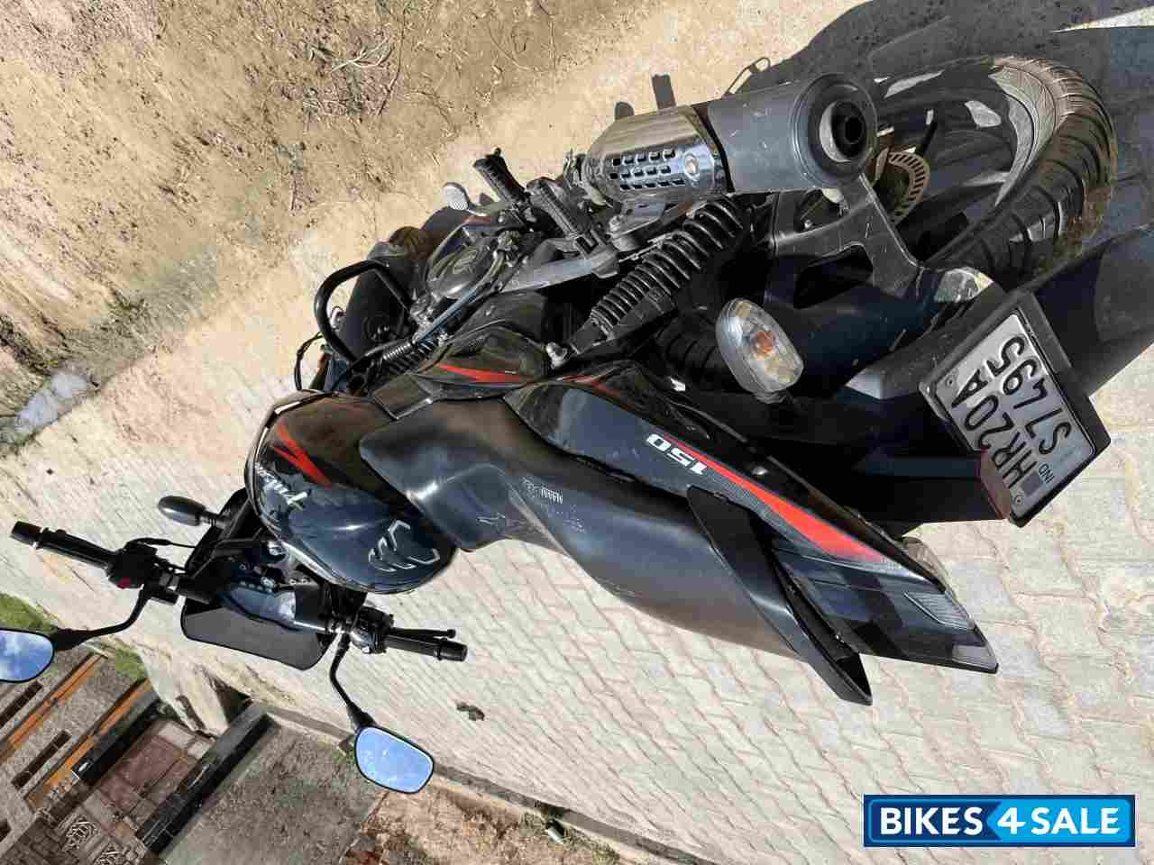 Black Bajaj Pulsar 150 DTSi