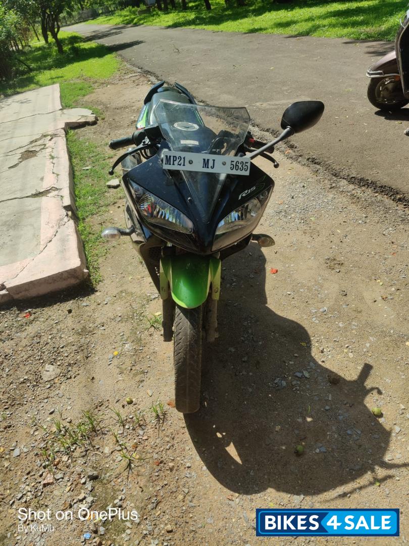 Yamaha YZF R15 V2