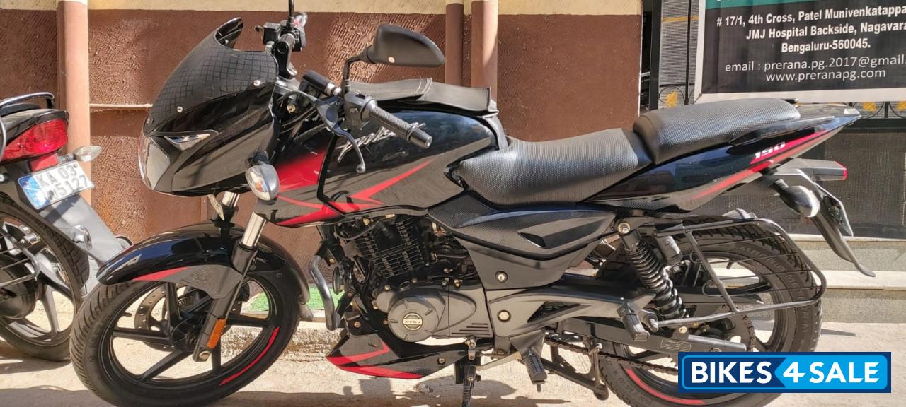 Bajaj Pulsar 150 Twin Disc BS6