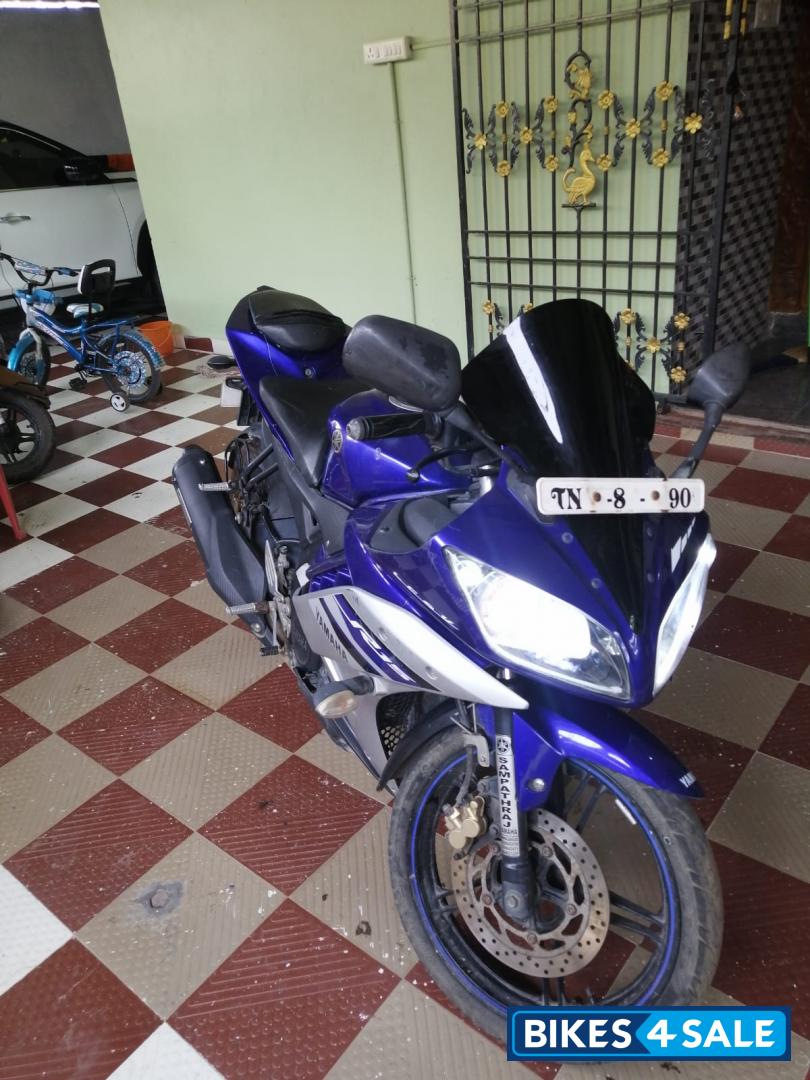 Bule Yamaha YZF R15 V2