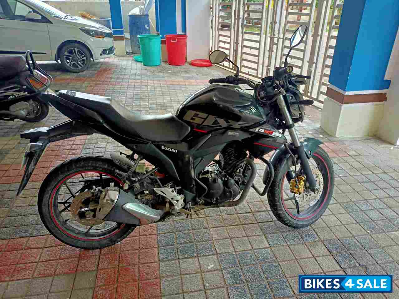 Suzuki Gixxer ABS