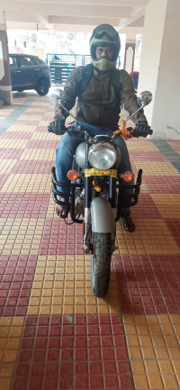 Gun Metal Grey Royal Enfield Classic 350 Dual Channel BS6