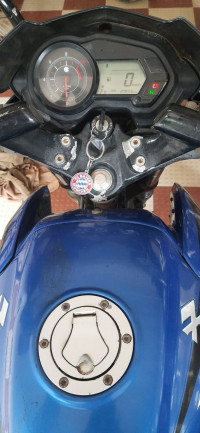 Blue Bajaj Pulsar 135LS
