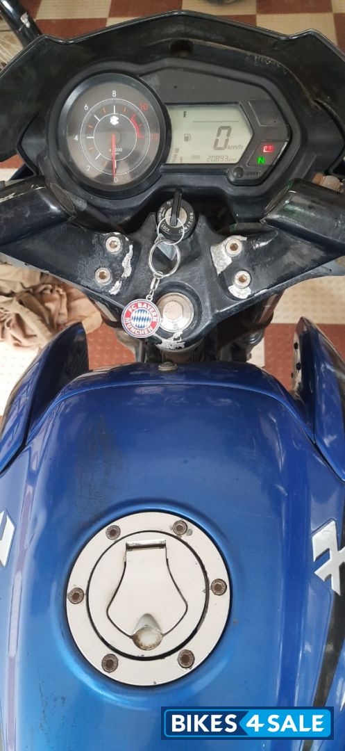 Blue Bajaj Pulsar 135LS Blue Bajaj Pulsar 135LS