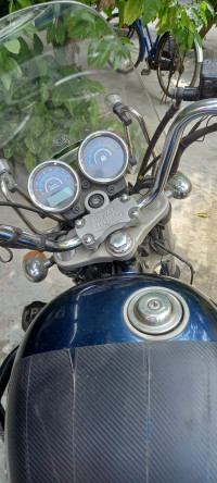Blue Royal Enfield Thunderbird 350