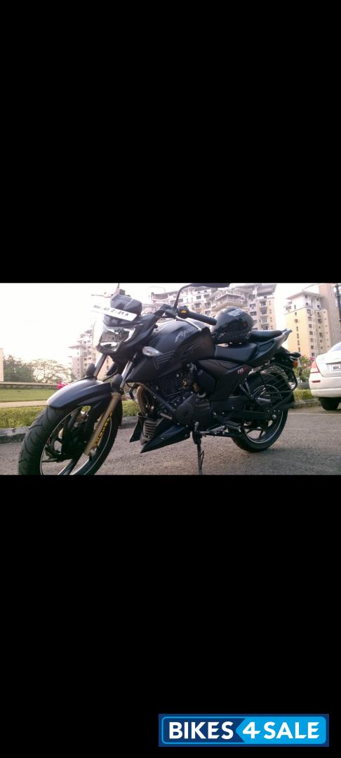 Black TVS Apache RTR 200 4V