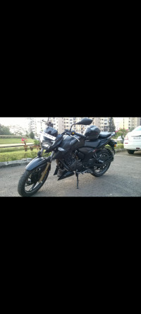 Black TVS Apache RTR 200 4V