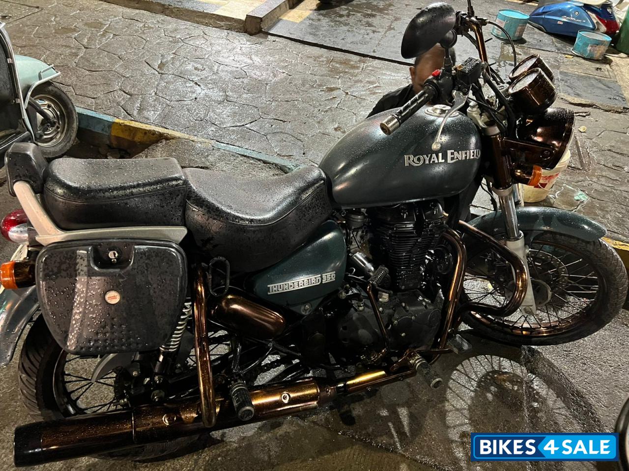 Royal Enfield Thunderbird 350 Royal Enfield Thunderbird 350