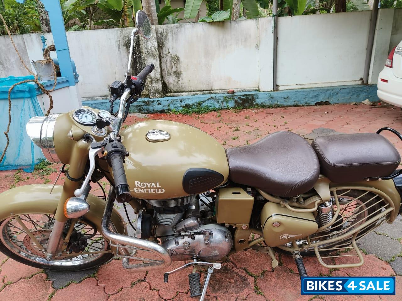 Royal Enfield Classic Desert Storm
