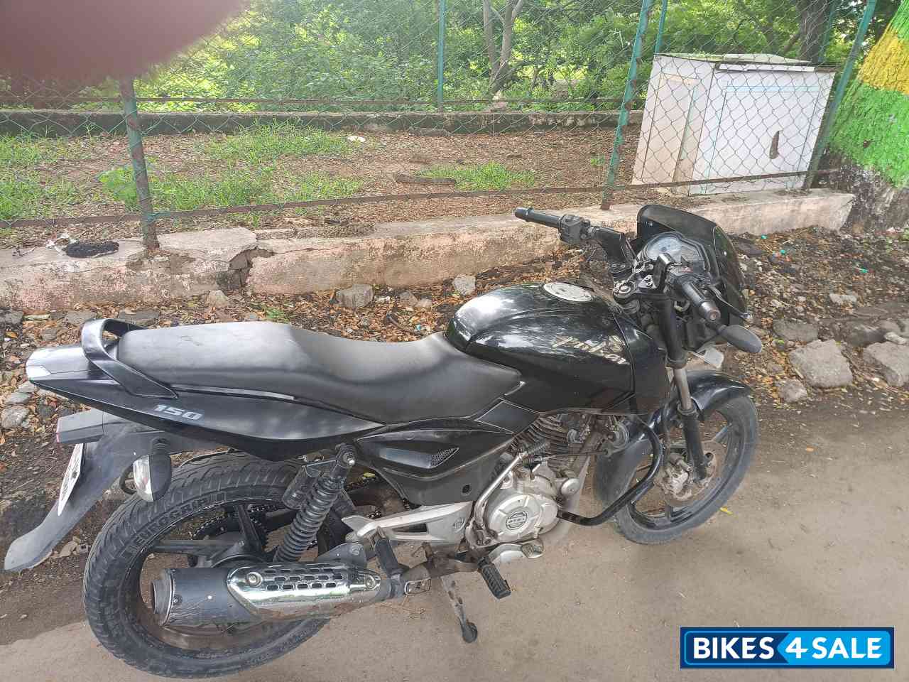 Black Bajaj Pulsar 150 DTSi