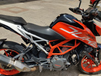 KTM Duke 390