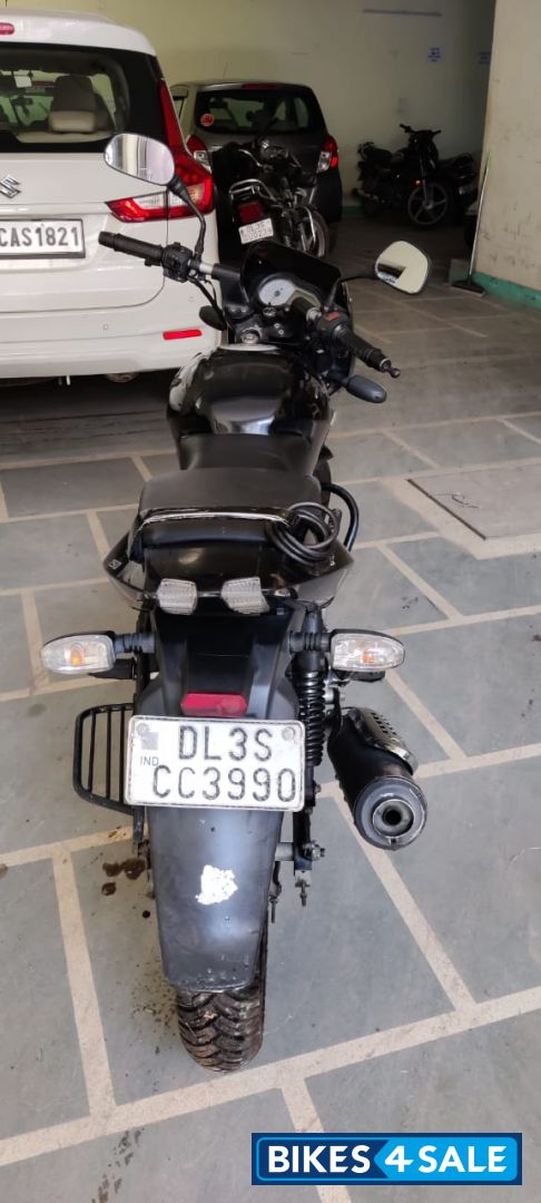Black Bajaj Pulsar 150