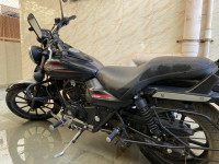 Bajaj Avenger Street 220