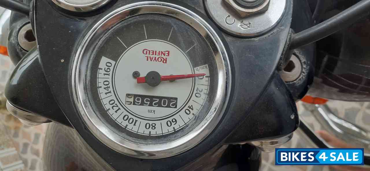 Black Royal Enfield Classic 350