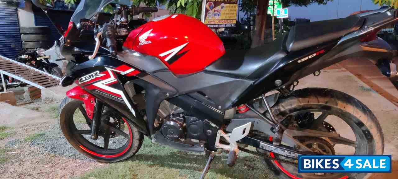 Honda CBR 150R