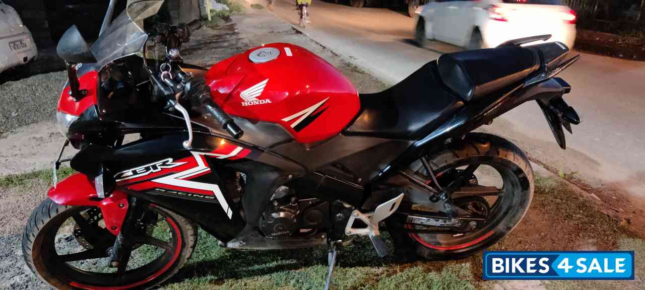 Honda CBR 150R