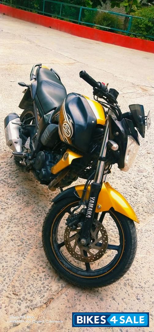 Yamaha FZ-S