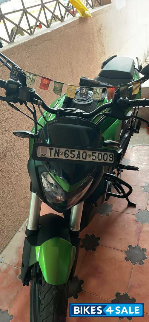 Bajaj Dominar 400 ABS BS6