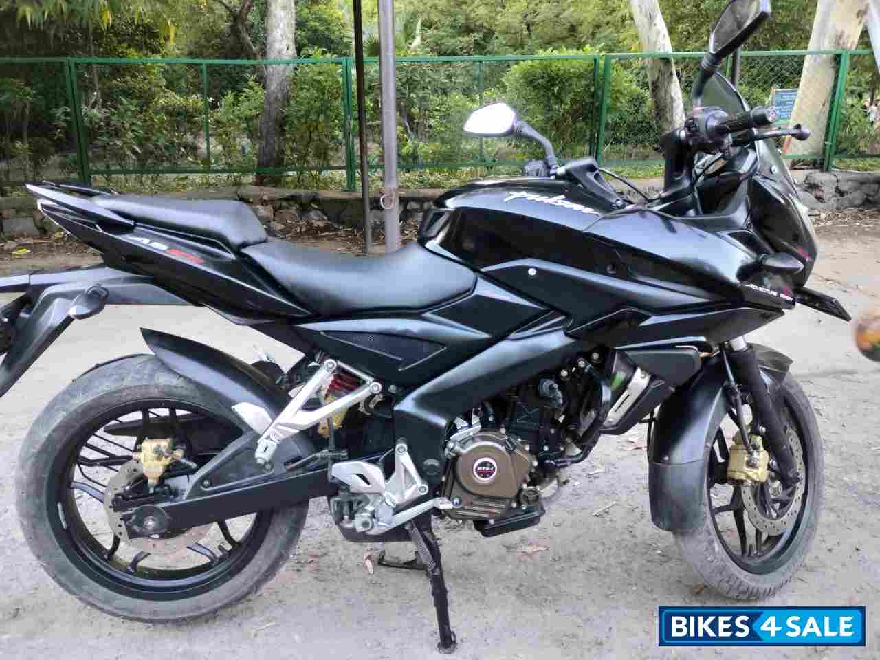 Bajaj Pulsar AS 200