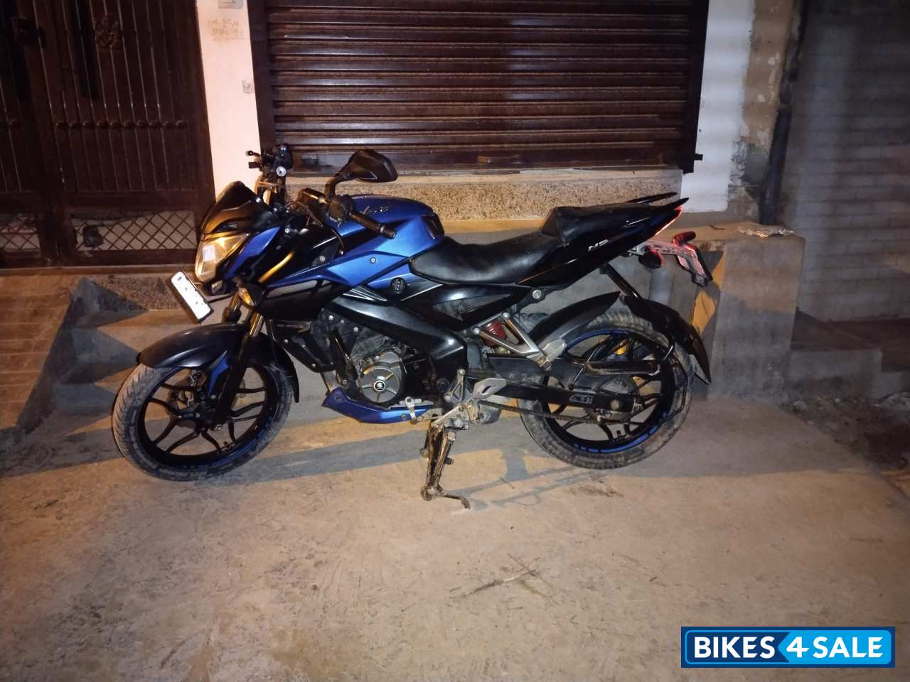 Saffron Blue Bajaj Pulsar NS 160