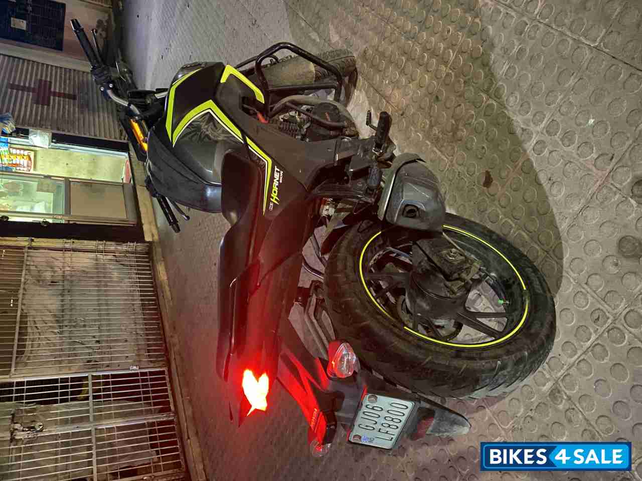 Honda CB Hornet 160R