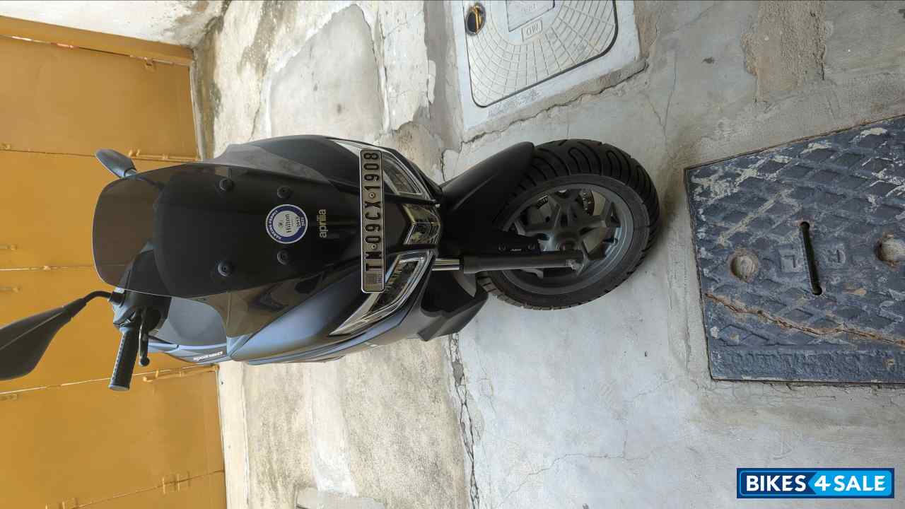 Mat Black Aprilia SXR 160