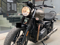 Iron Stone Triumph Street Twin