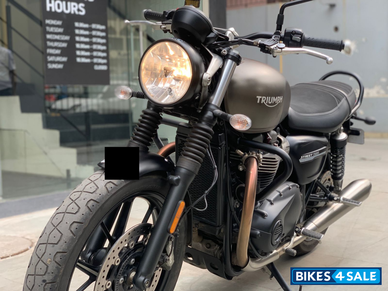 Iron Stone Triumph Street Twin Iron Stone Triumph Street Twin