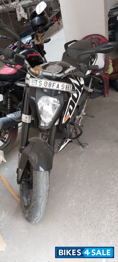 KTM Duke 200