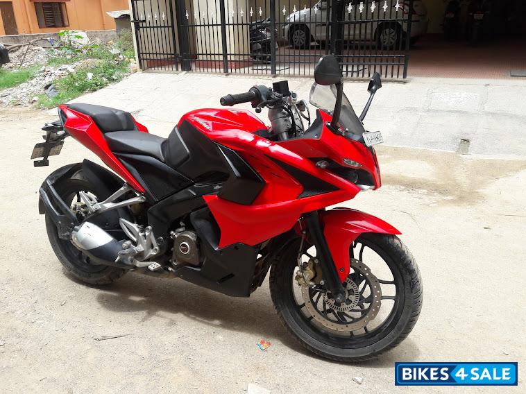 Red Bajaj Pulsar RS 200 ABS Red Bajaj Pulsar RS 200 ABS