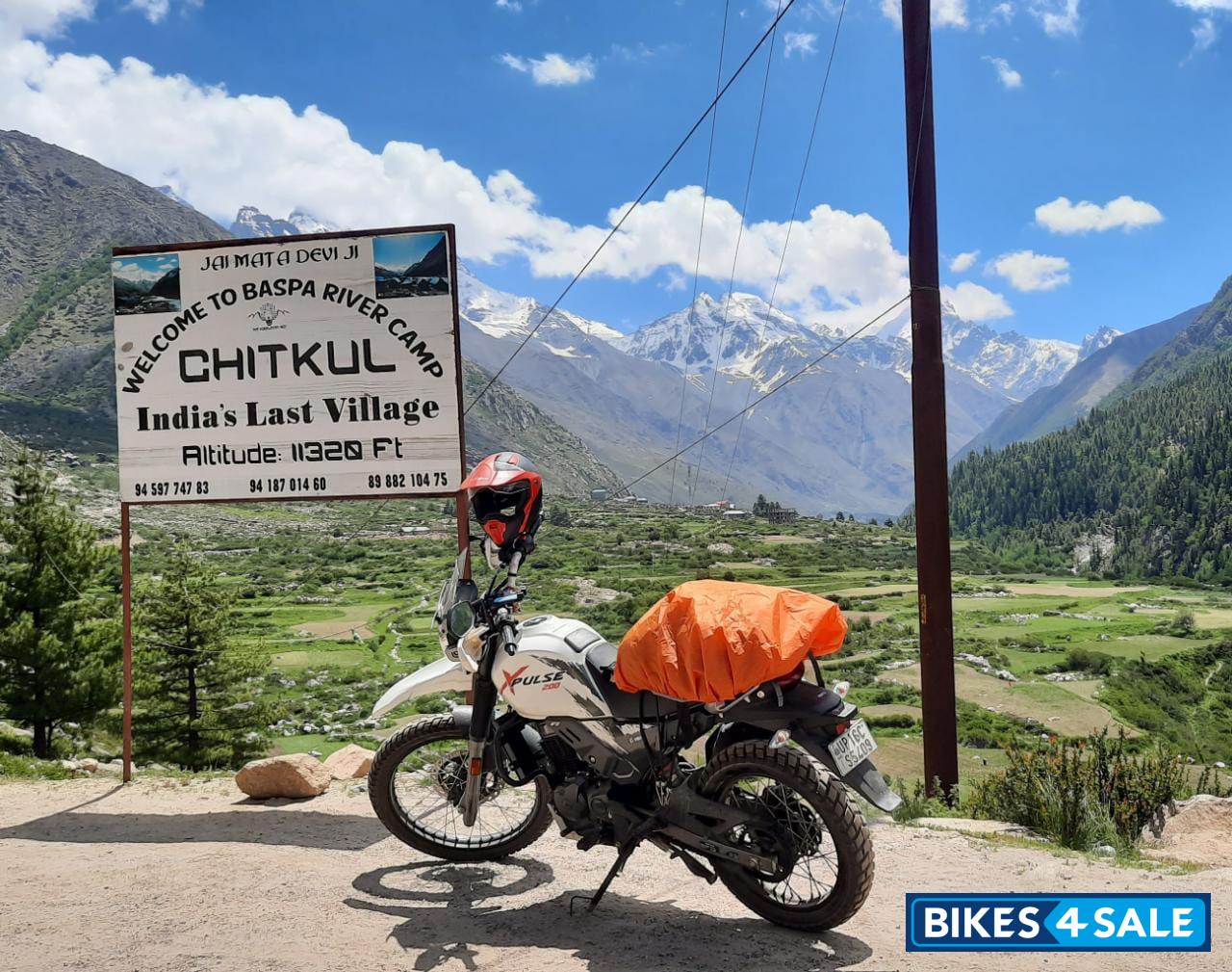 White Hero XPulse 200 BS6