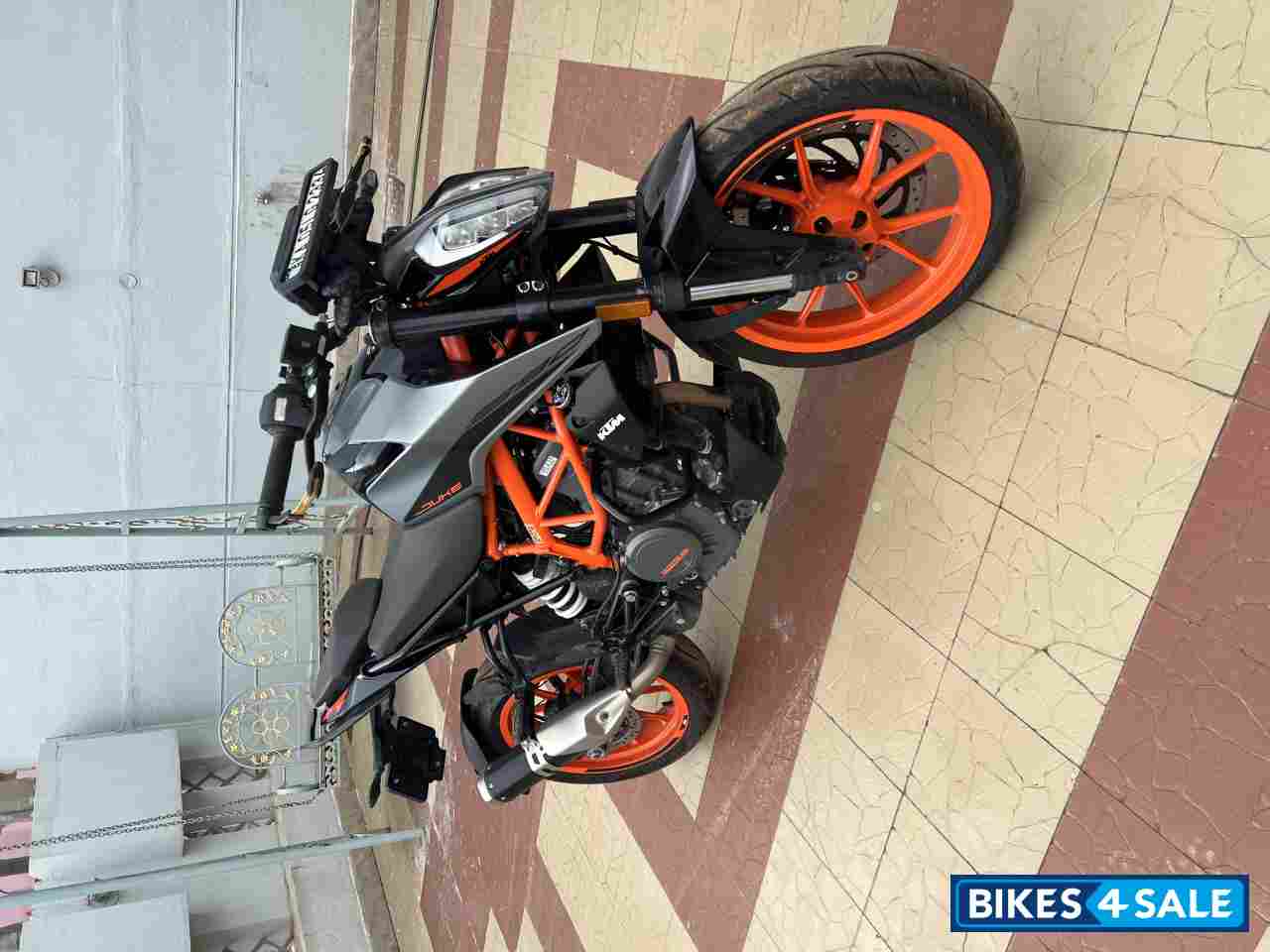 KTM Duke 390 BS6