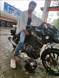 Red Black Bajaj Pulsar 125 Split Seat