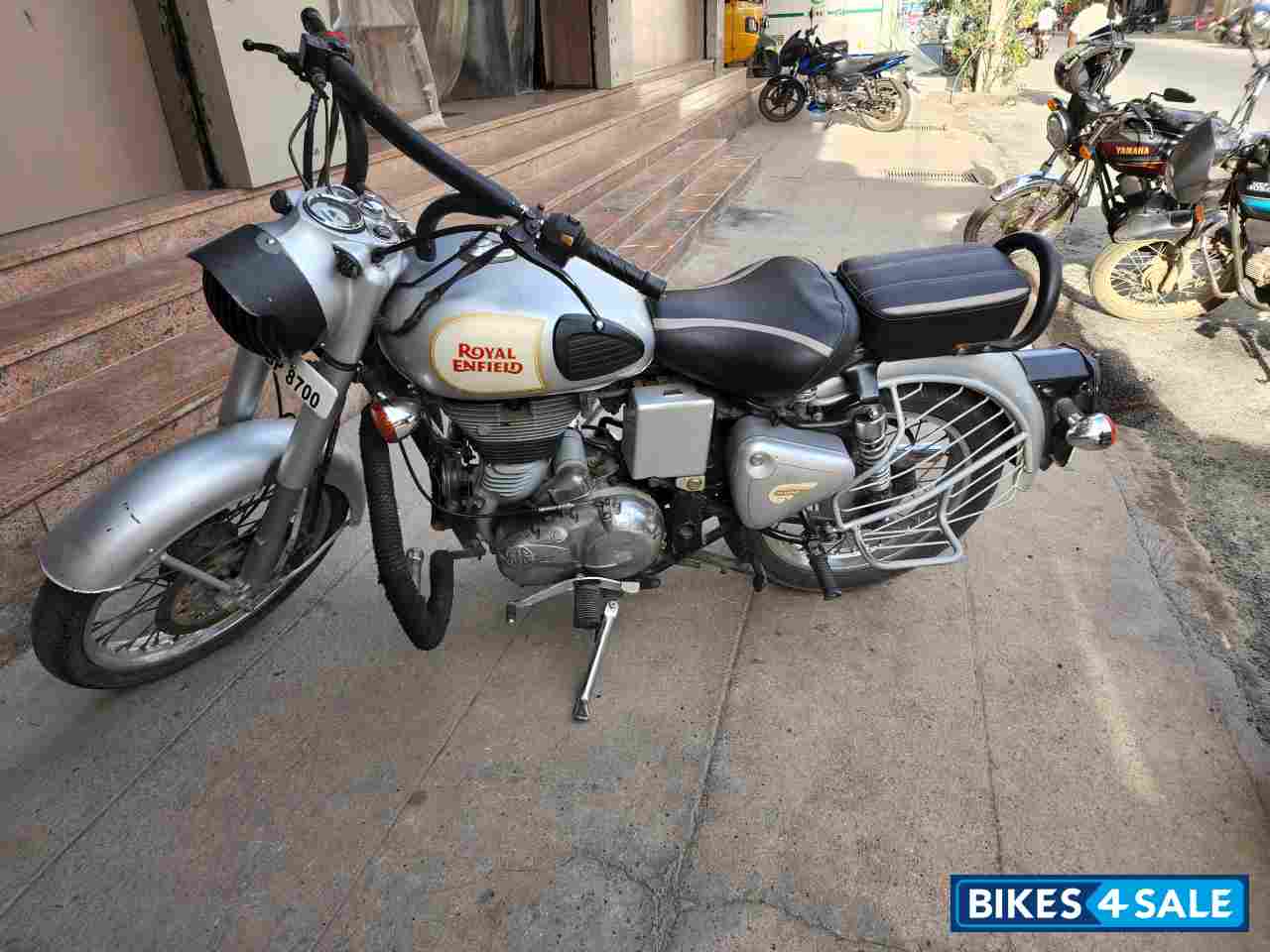 Royal Enfield Classic 350 Royal Enfield Classic 350