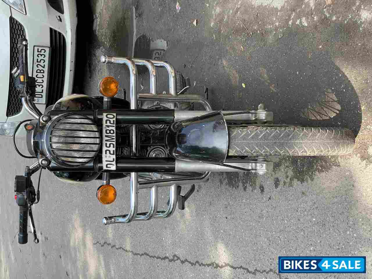 Black Royal Enfield Classic 350 Black Royal Enfield Classic 350