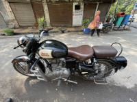 Black Royal Enfield Classic 350