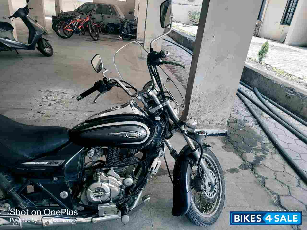 Bajaj Avenger Cruise 220